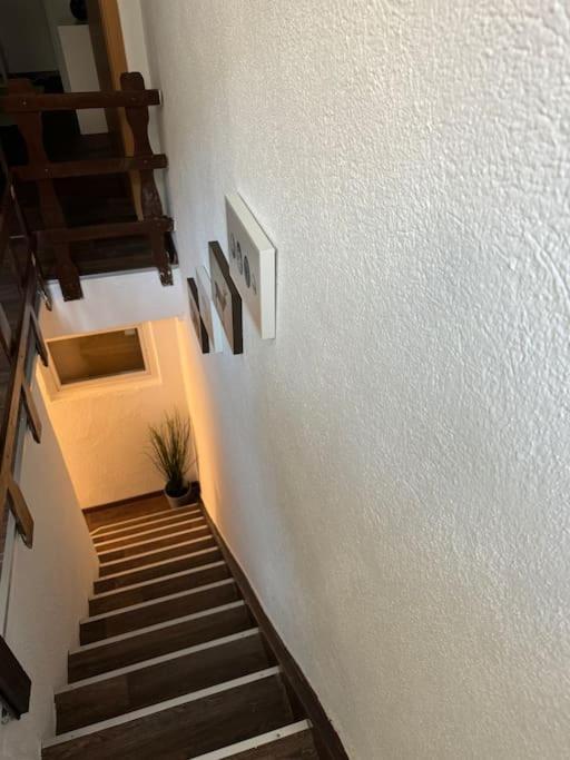 Townhouse Fuer 10 Personen Mit Garten Esslingen am Neckar Dış mekan fotoğraf