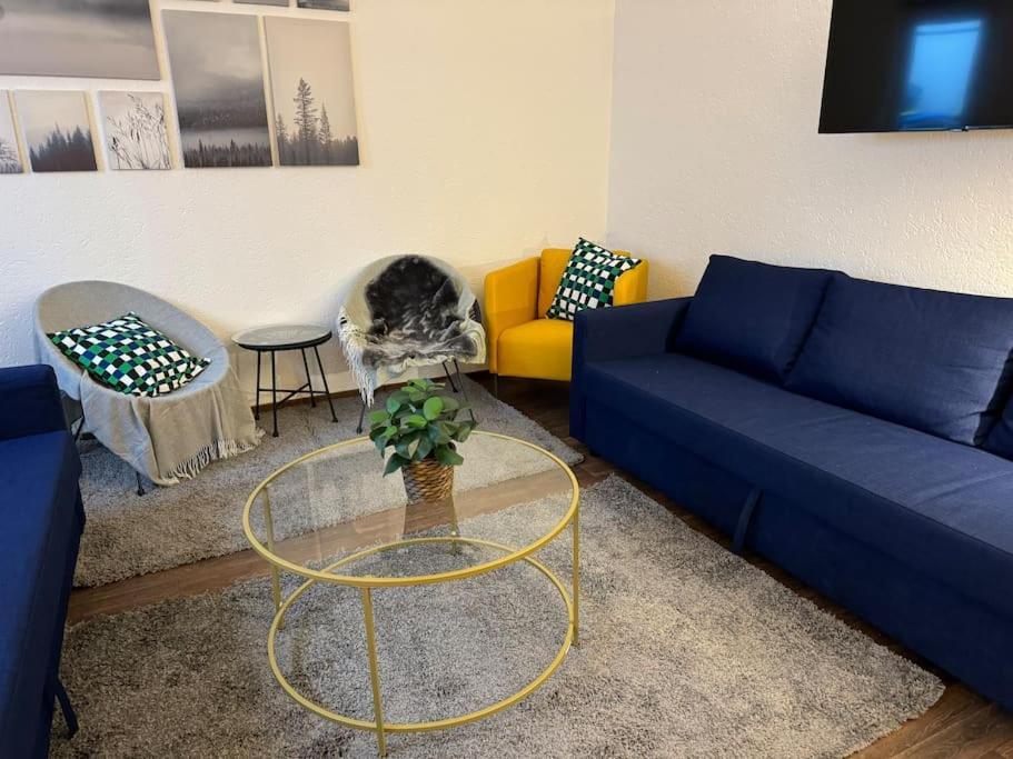 Townhouse Fuer 10 Personen Mit Garten Esslingen am Neckar Dış mekan fotoğraf