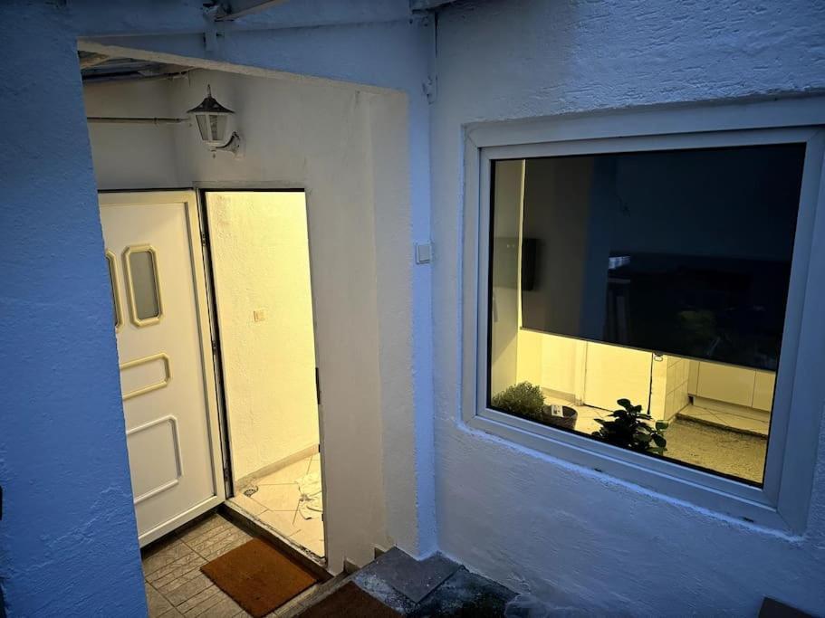 Townhouse Fuer 10 Personen Mit Garten Esslingen am Neckar Dış mekan fotoğraf